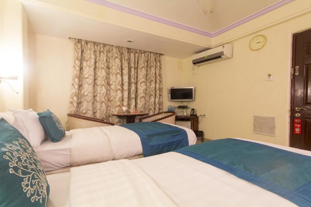 Hotel Peace Park Panvel Exterior foto